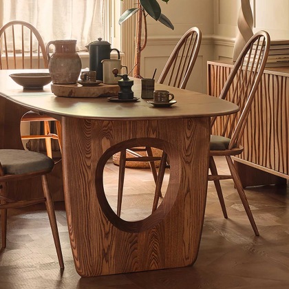 Ercol Highmoor Extending Dining Table