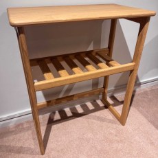 Showroom Clearance: Anbercraft 08 Hall Table with Solid Oak Top Showroom Clearance: Anbercraft 08 Hall Table with Solid Oak Top