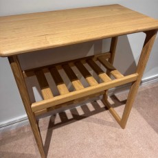 Showroom Clearance: Anbercraft 08 Hall Table with Solid Oak Top Showroom Clearance: Anbercraft 08 Hall Table with Solid Oak Top