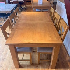 Showroom Clearance: Hamilton Large Extending Dining Table & 6x Cordoba Oak Dining Chairs Showroom Clearance: Hamilton Large Extending Dining Table & 6x Cordoba Oak Dining Chairs