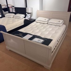 Showroom Clearance: 5ft Hinton Sleigh Bed Showroom Clearance: 5ft Hinton Sleigh Bed