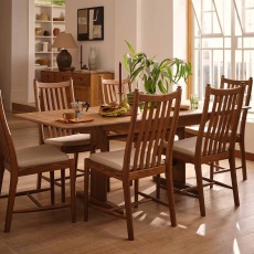 Ercol Windsor Medium Extending Dining Table