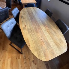 Showroom Clearance: Malaya 180cm Oval Dining Table & 4x Horfield Chairs