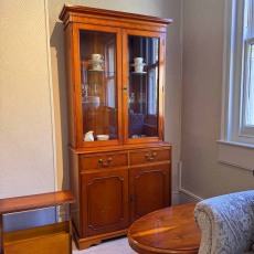 Showroom Clearance: Bradley Yew 985 2 Door Display Cabinet Showroom Clearance: Bradley Yew 985 2 Door Display Cabinet